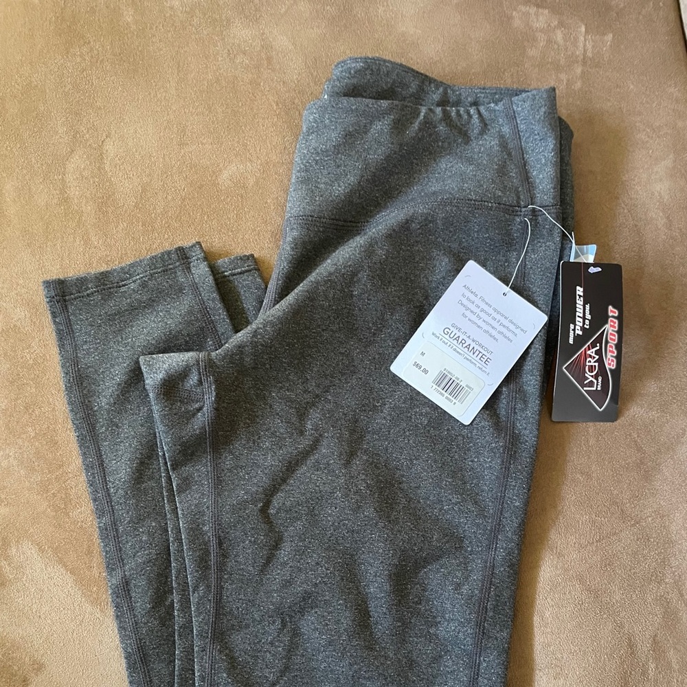 NWT Athleta Chatarunga